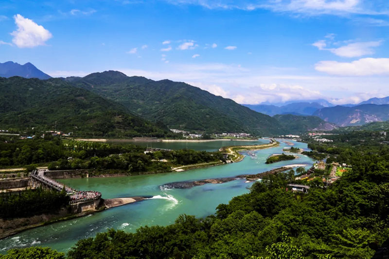 文旅動(dòng)態(tài)：2022年全國(guó)縣域旅游綜合實(shí)力百?gòu)?qiáng)縣名單出爐，四川十個(gè)縣域上榜！