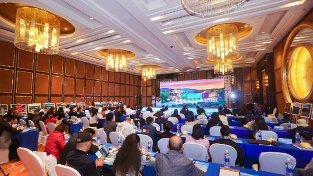 黑龍江：2023年黑龍江夏季旅游推介會(huì)在重慶舉行，推動(dòng)兩地合作共贏和高質(zhì)量發(fā)展！