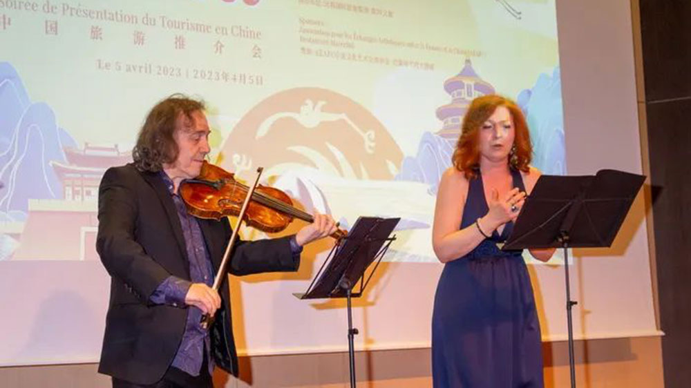 國(guó)際文旅：“你好，中國(guó)”中國(guó)旅游推介會(huì)在法國(guó)巴黎舉行，促進(jìn)兩國(guó)文化和旅游交流發(fā)展！