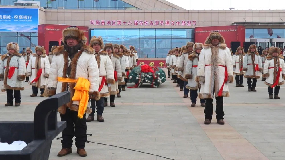 新疆：阿勒泰地區(qū)第十八屆烏倫古湖冬捕文化旅游節(jié)開幕，進(jìn)一步推動(dòng)冬季旅游高質(zhì)量發(fā)展！